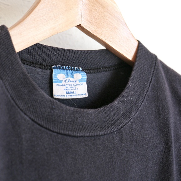 Vintage Mickey Mouse shirt - Picture 3 of 3